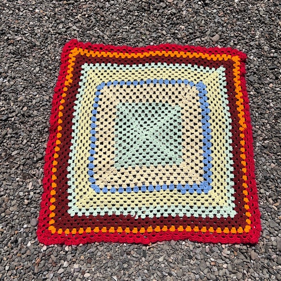 Vintage Handmade Cottagecore Crochet Rainbow Throw Blanket or Baby Blanket - Picture 4 of 4